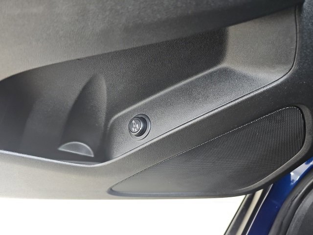 Used 2023 Chevrolet Equinox RS w/ LPO, Floor Liner Package image 26