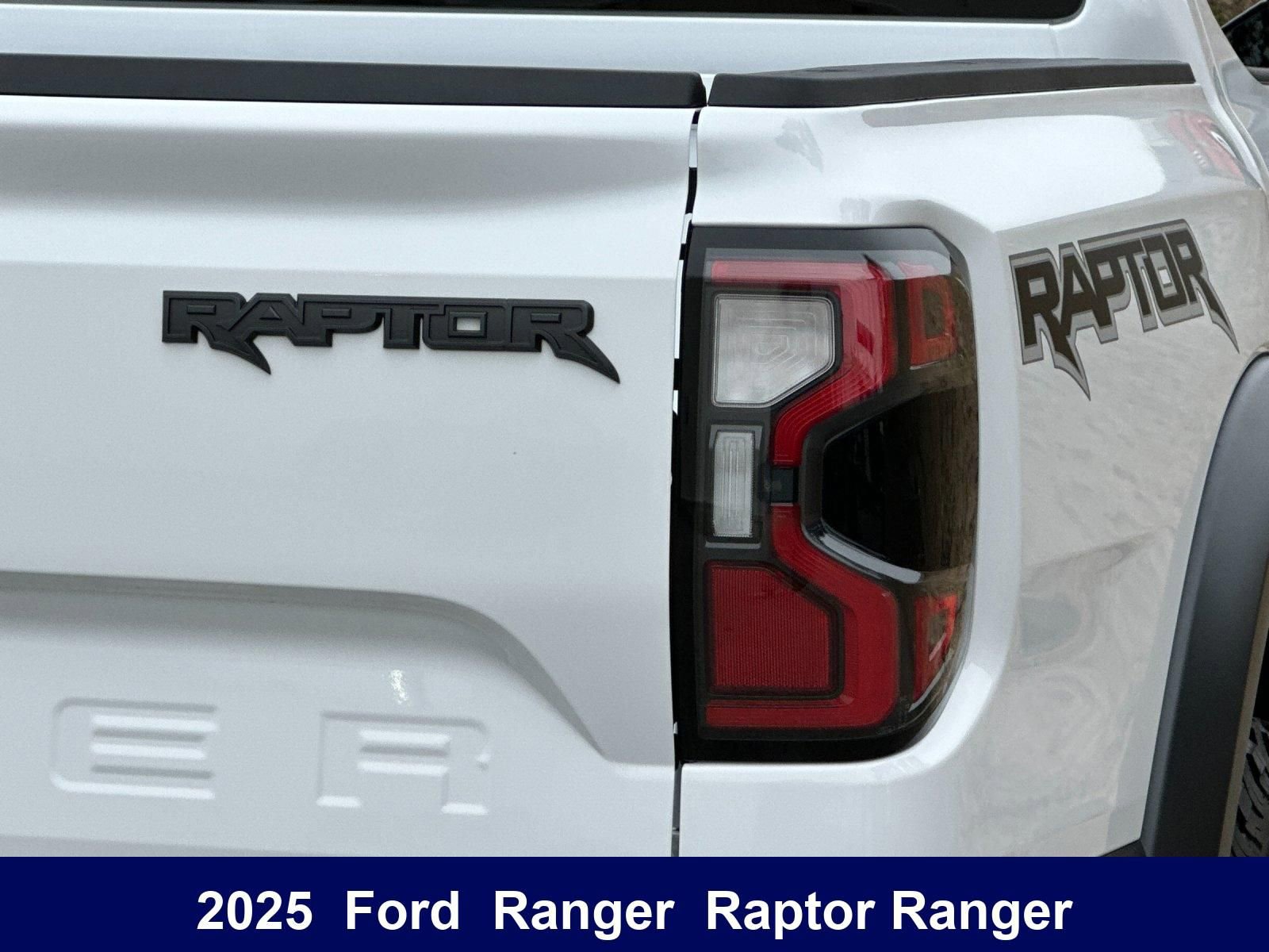 Used 2025 Ford Ranger Raptor AWD/4WD image 34
