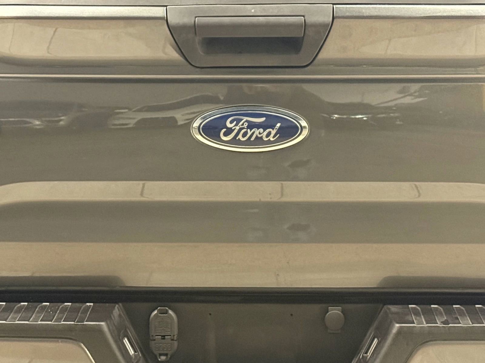 Used 2017 Ford F150 XL w/ Equipment Group 101A Mid image 11