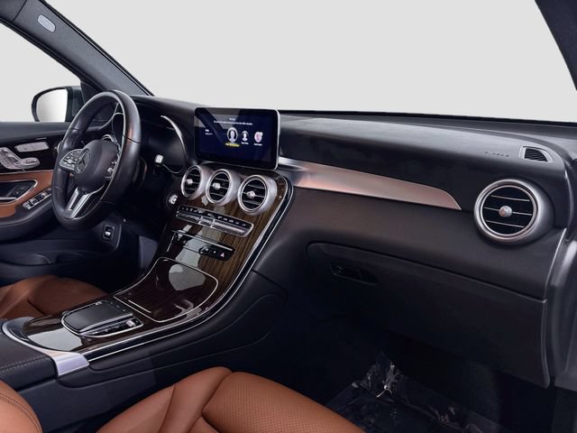 Used 2022 Mercedes-Benz GLC 300 4MATIC image 29