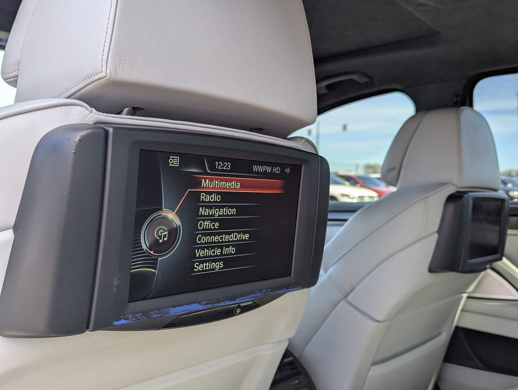 Used 2013 BMW M5 RWD image 14