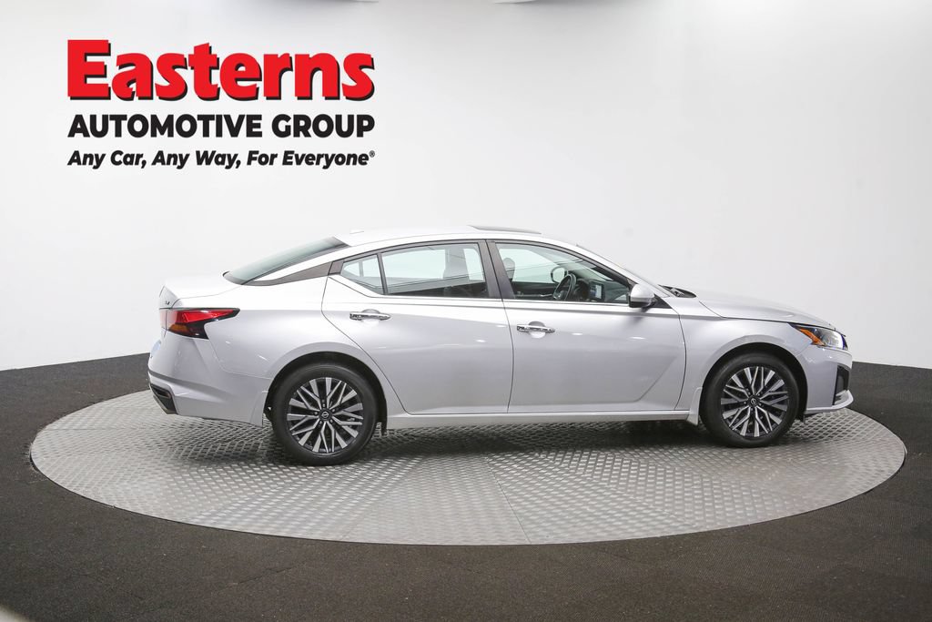 Used 2023 Nissan Altima 2.5 SV w/ SV Premium Package AWD/4WD image 47