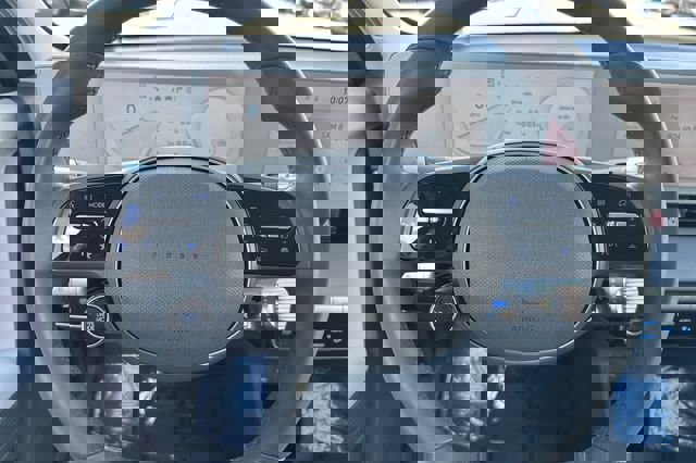 Used 2024 Hyundai Ioniq 5 SE RWD image 27