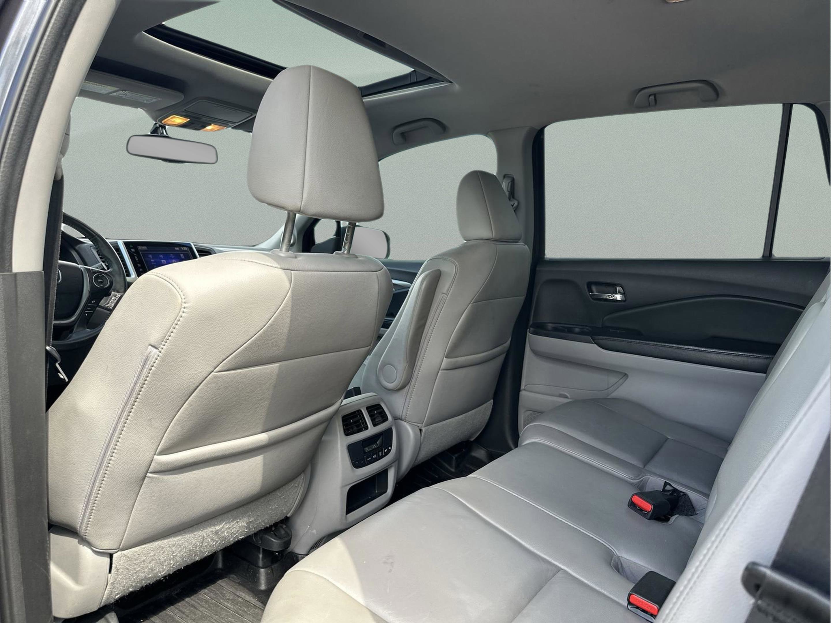 Used 2016 Honda Pilot EX-L image 18