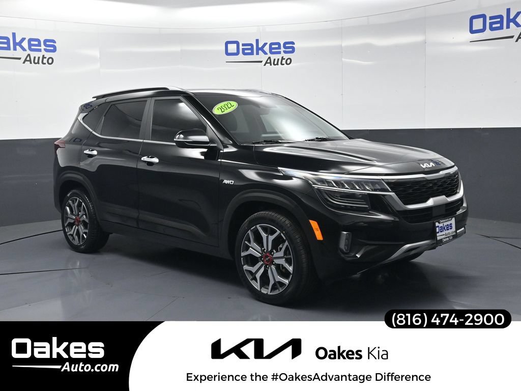 Certified 2022 Kia Seltos SX w/ Sunroof Package AWD/4WD image 1