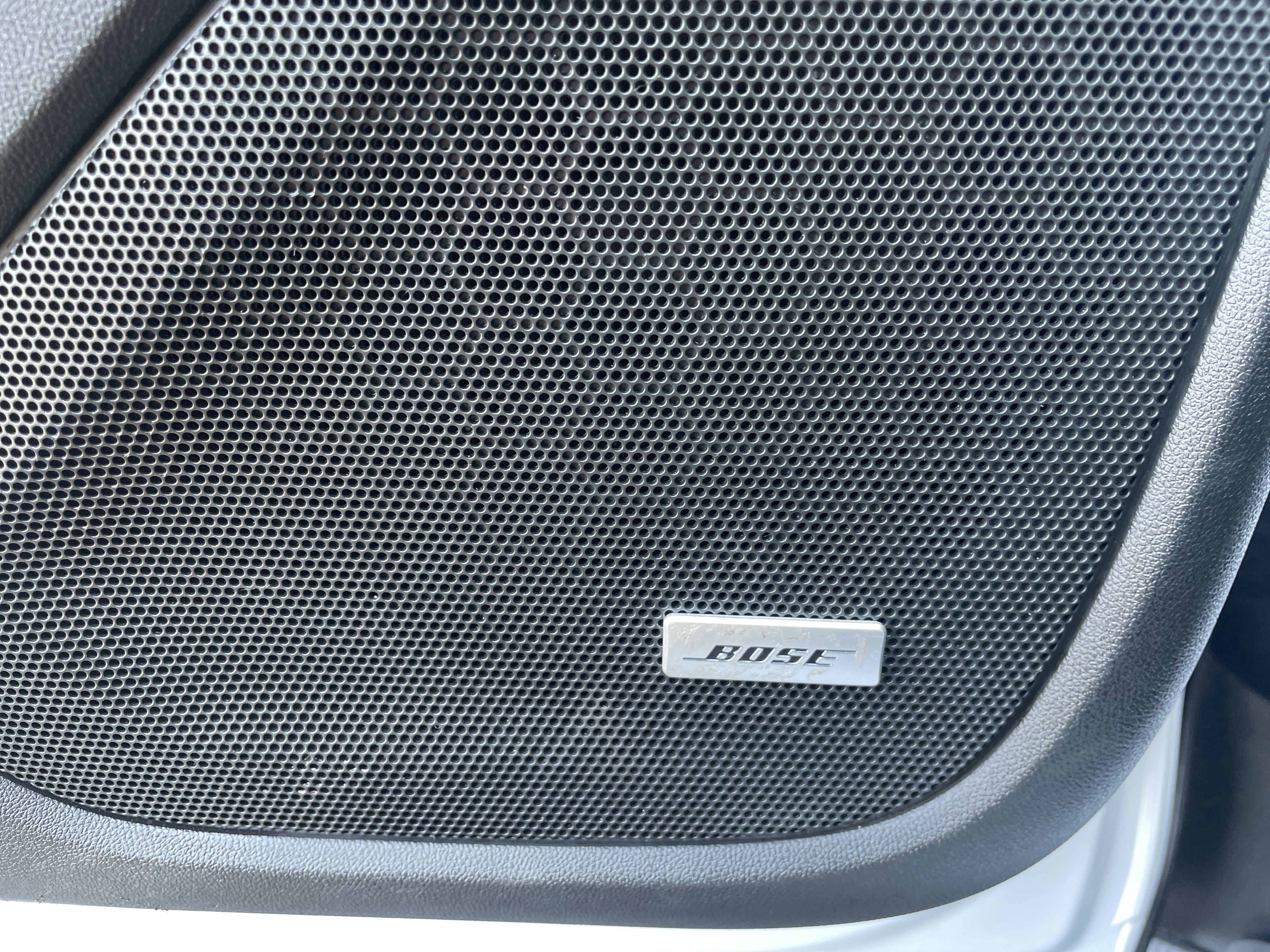 Used 2022 GMC Terrain SLT w/ Infotainment Package II image 11