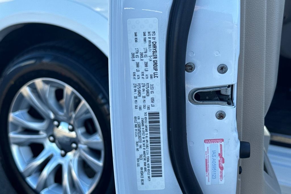 Used 2014 RAM 1500 Laramie Longhorn w/ Convenience Group image 28