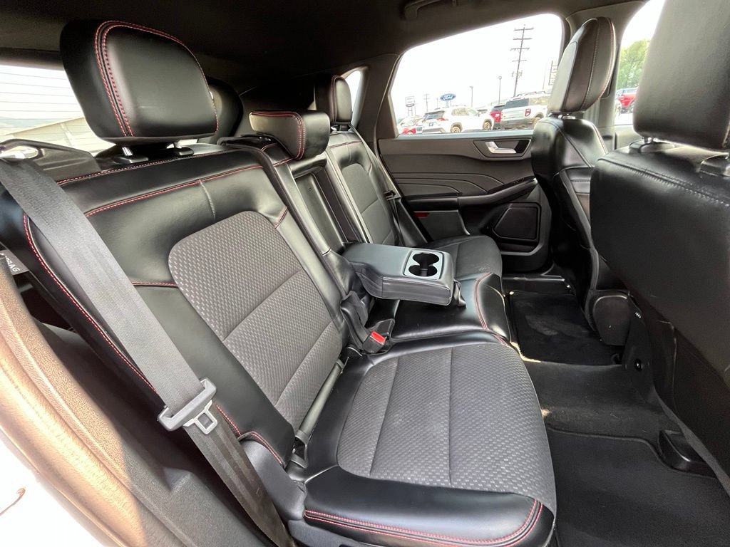 Used 2024 Ford Escape ST-Line Elite AWD/4WD image 18