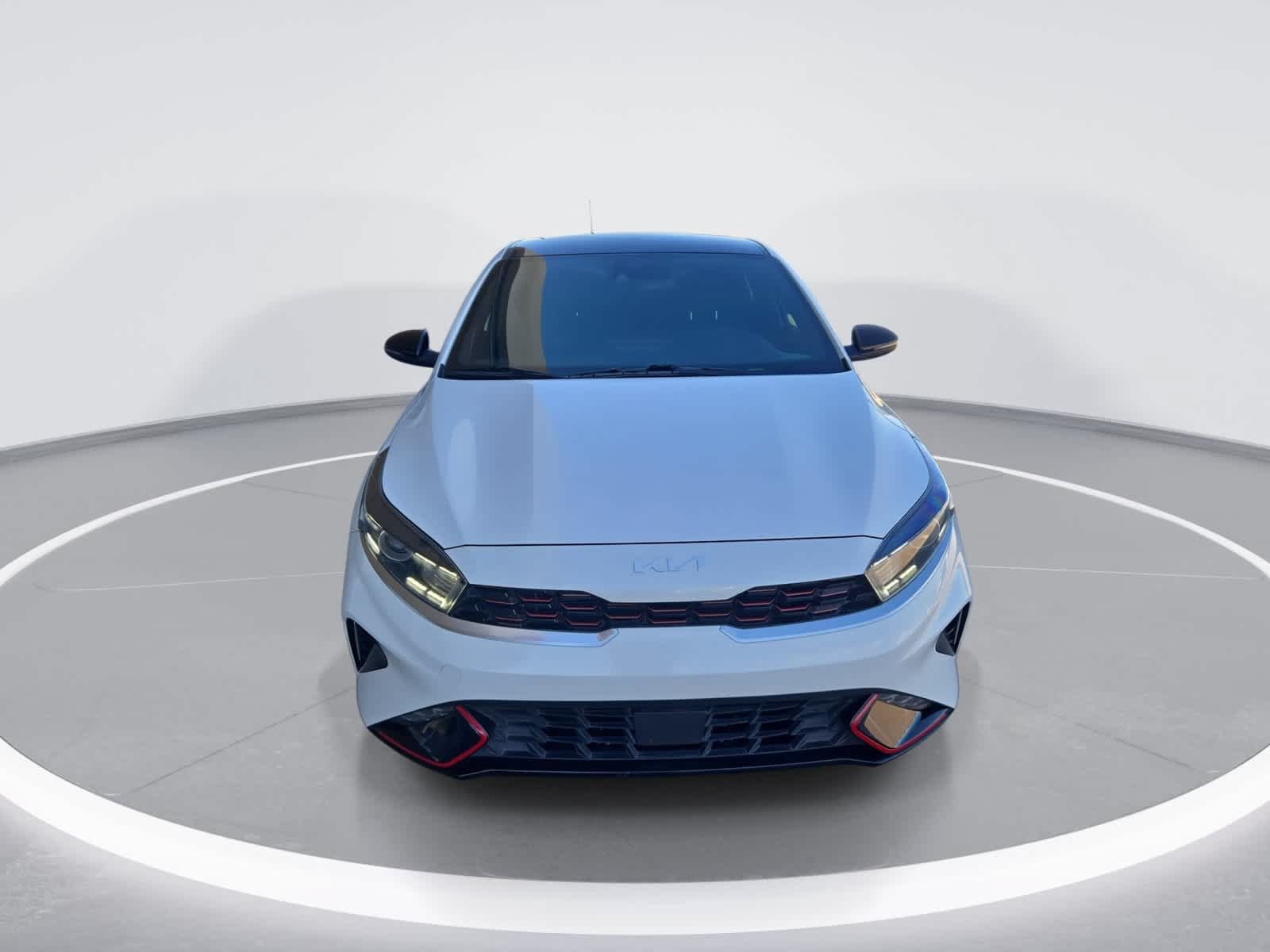 Used 2024 Kia Forte GT-Line FWD image 3