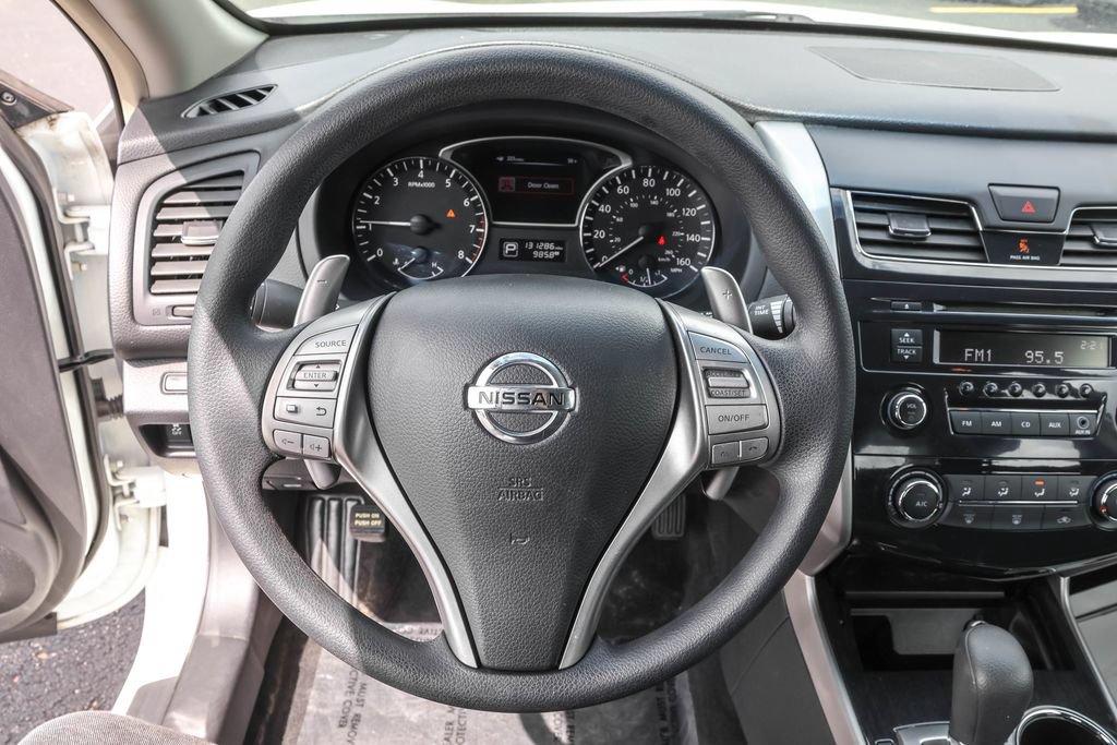 Used 2013 Nissan Altima 3.5 S FWD image 17