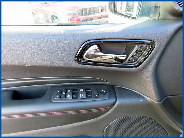 Certified 2025 Dodge Durango GT image 9