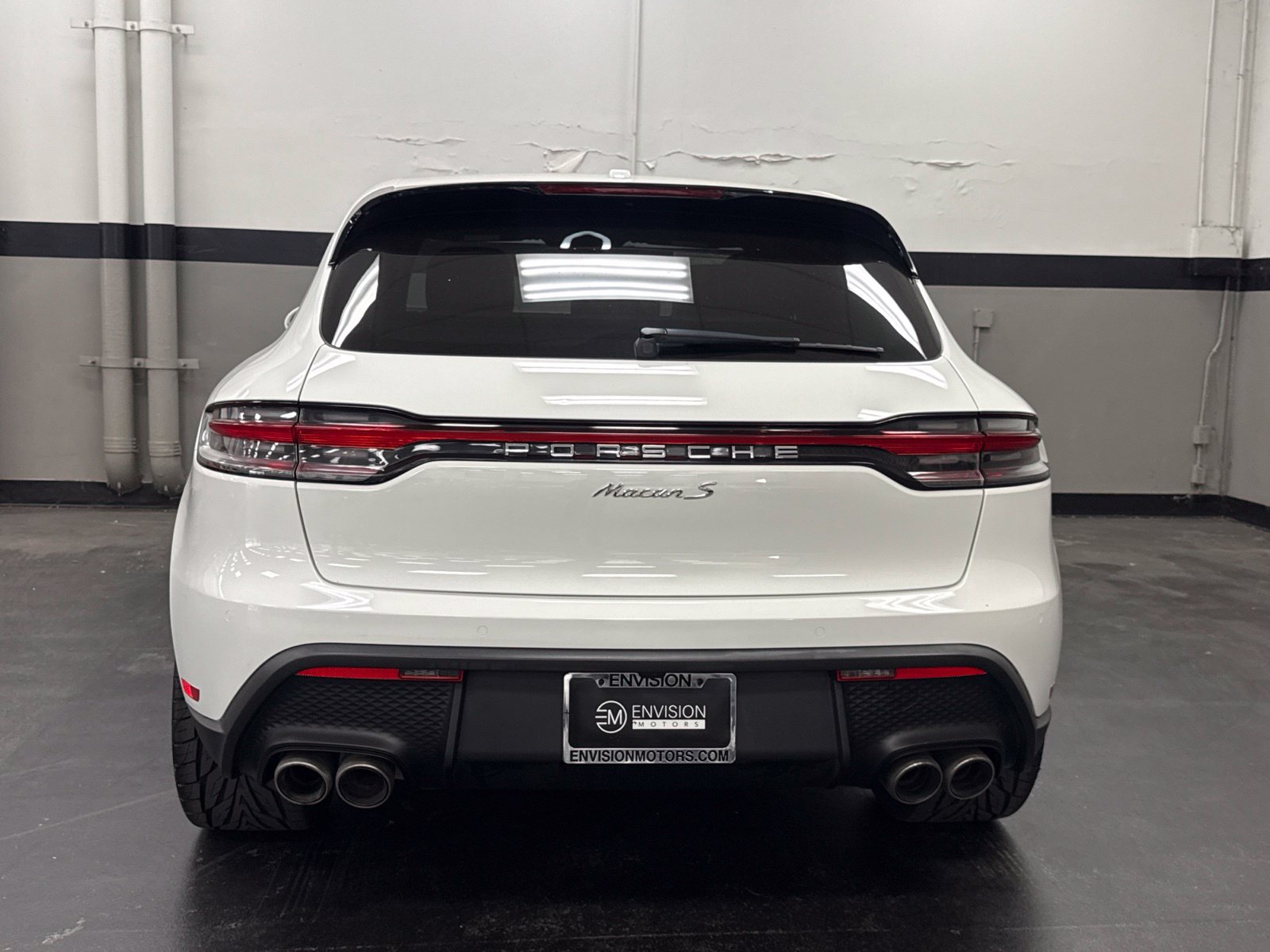 Used 2023 Porsche Macan S AWD/4WD image 9