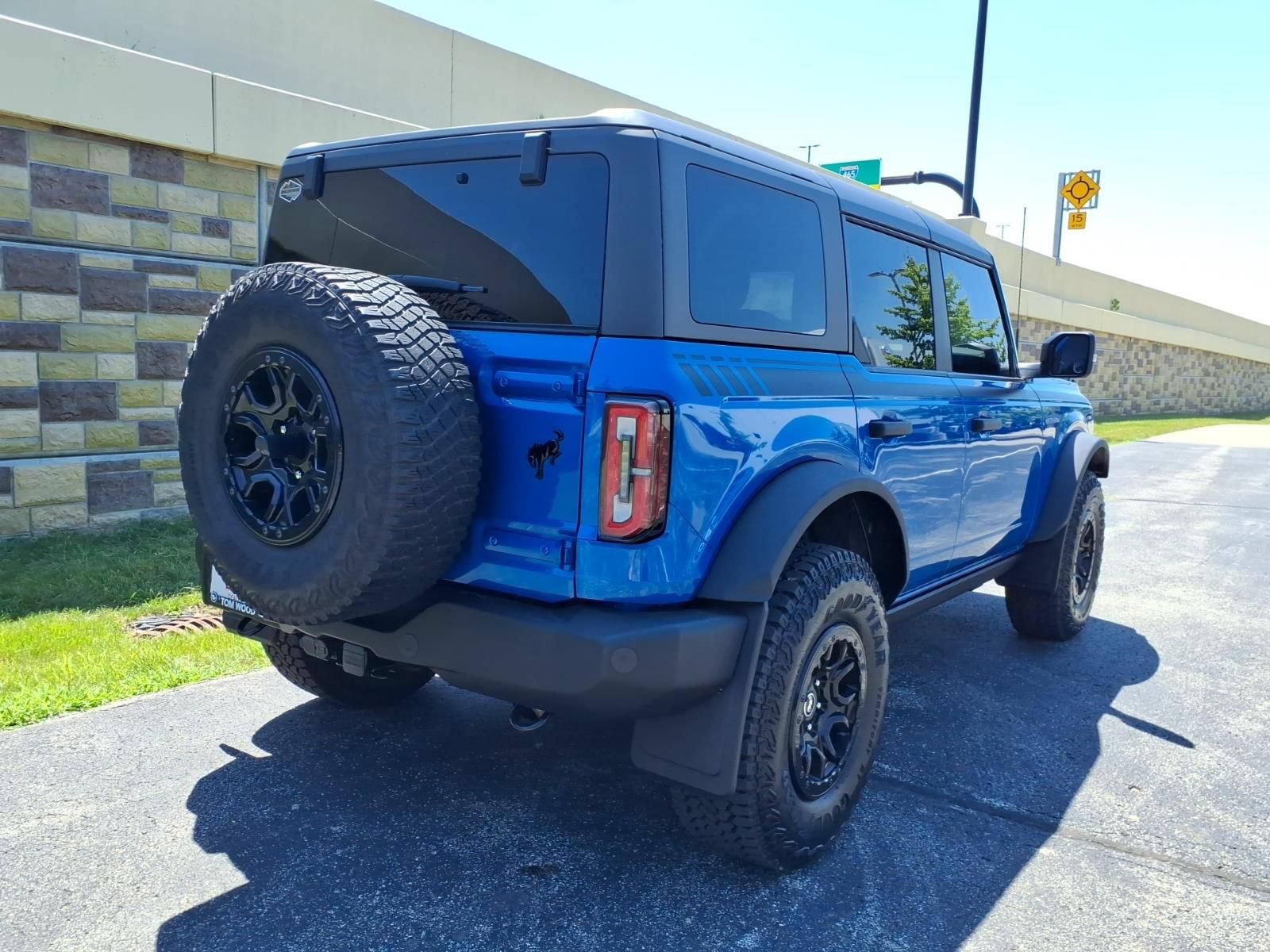 Used 2023 Ford Bronco Wildtrak AWD/4WD image 10