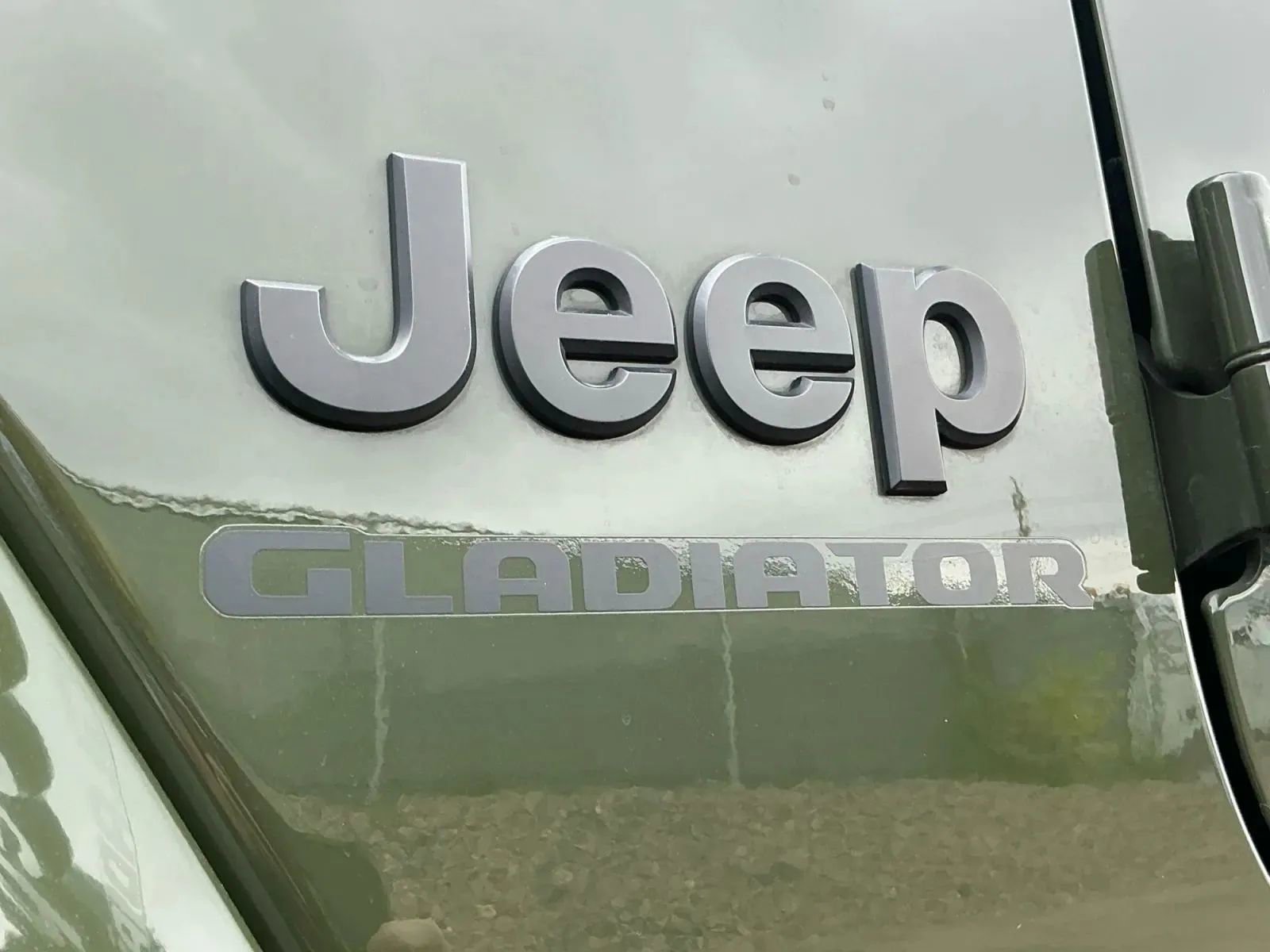 Used 2022 Jeep Gladiator Sport image 19