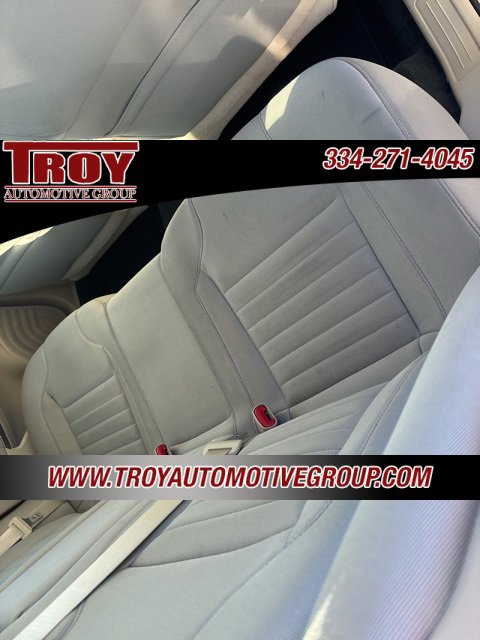 Used 2017 Ford Taurus SE image 19