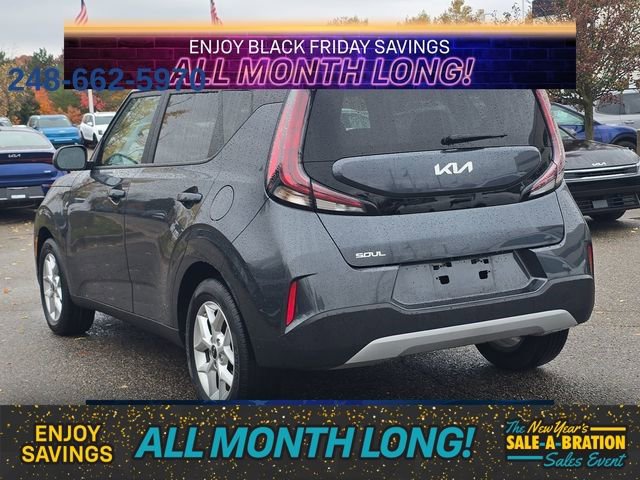 Used 2023 Kia Soul LX w/ LX Technology Package image 3