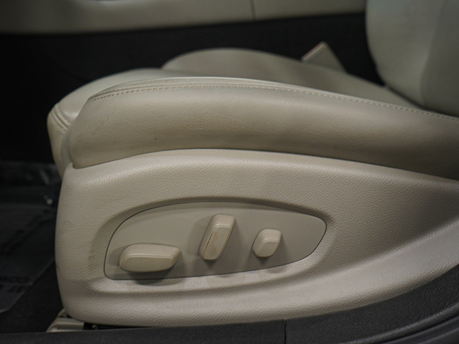 Used 2016 Cadillac CTS Luxury image 22