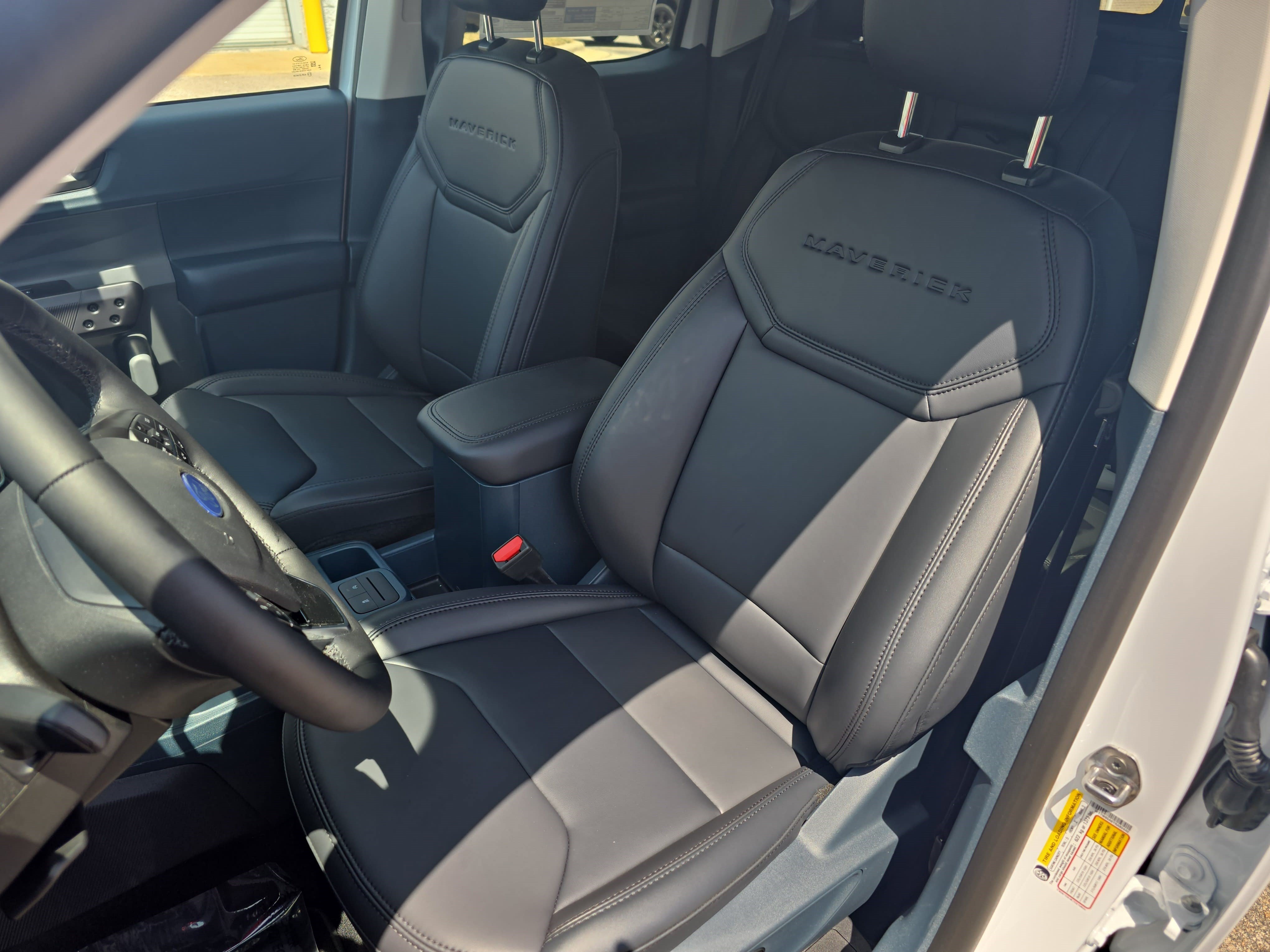 New 2026 Ford Maverick Lariat w/ Black Appearance Package AWD/4WD image 17
