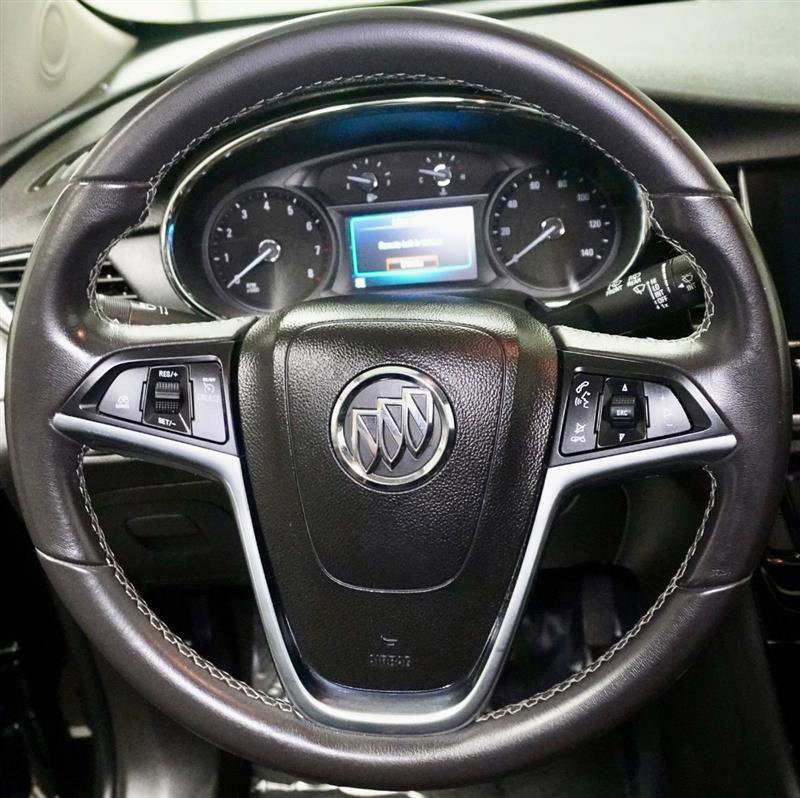 Used 2020 Buick Encore Preferred image 12