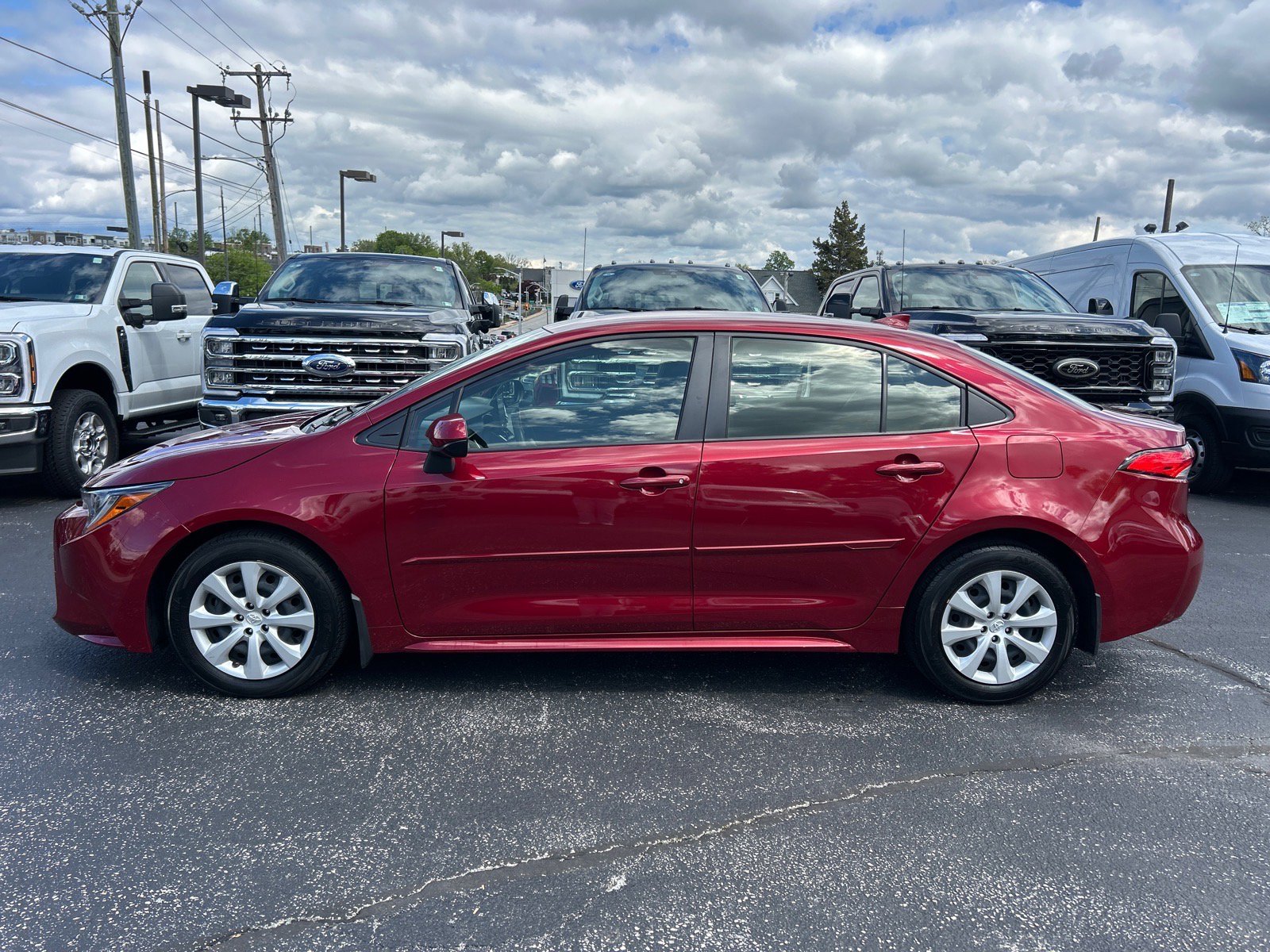 Used 2022 Toyota Corolla LE FWD image 4