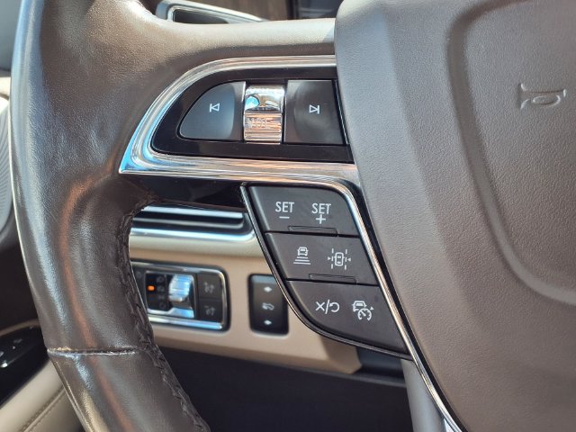 Used 2022 Lincoln Navigator L Reserve AWD/4WD image 17