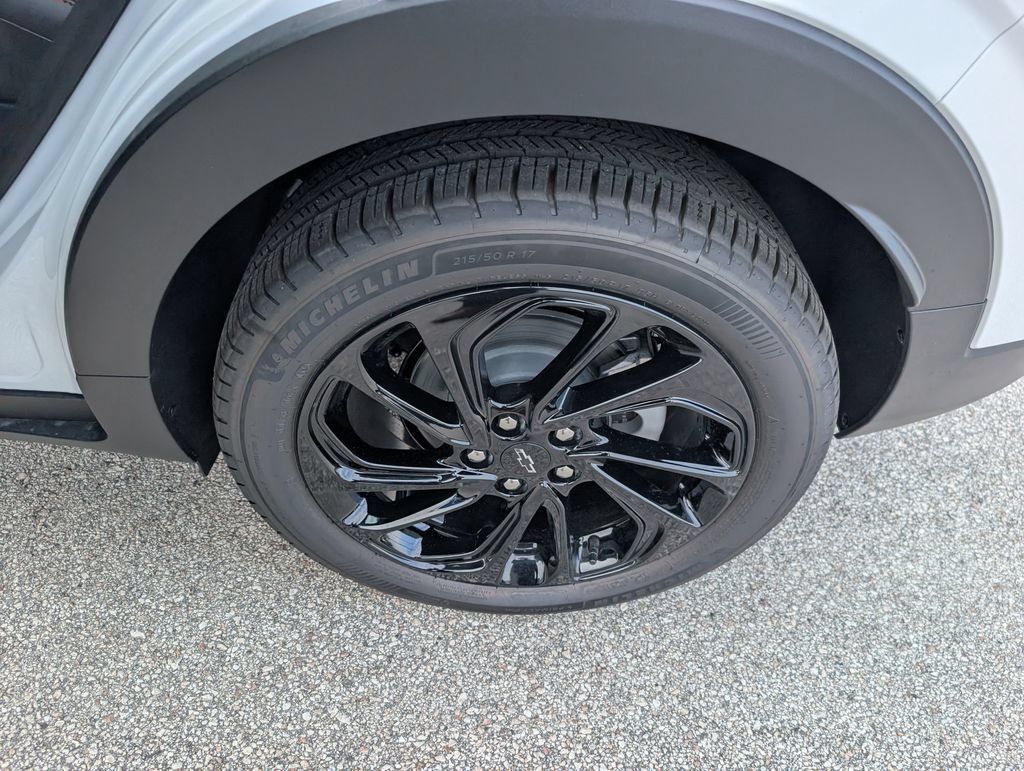New 2027 Chevrolet Bolt RS FWD image 9