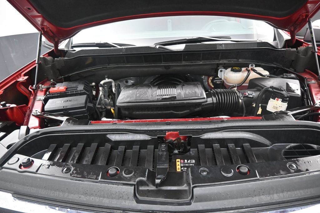 Used 2024 Chevrolet Silverado 1500 LT RWD image 13