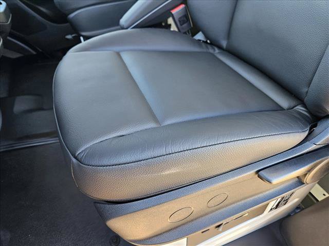 Used 2025 Mercedes-Benz Sprinter 2500 image 4
