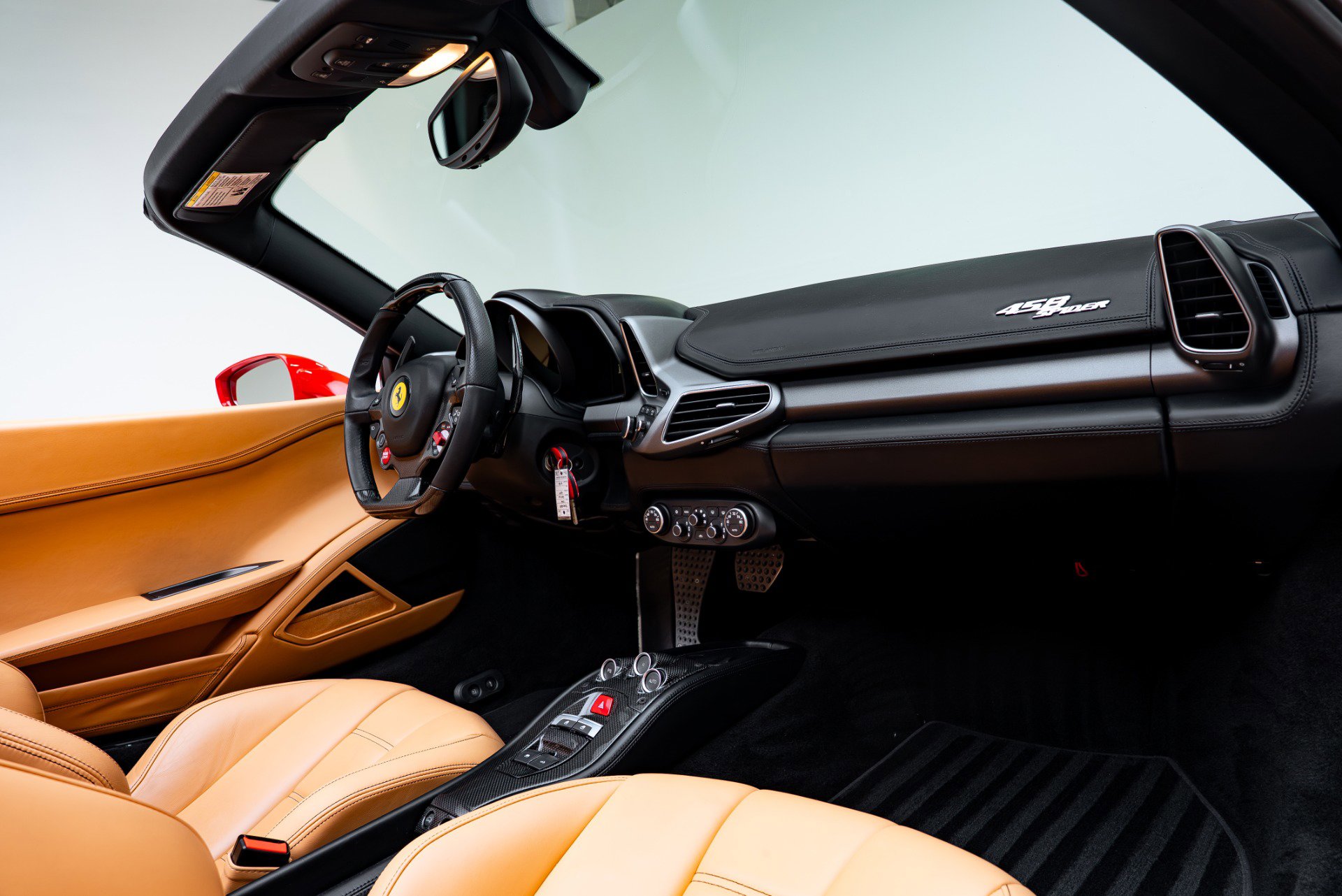 Used 2014 Ferrari 458 Spider RWD image 40