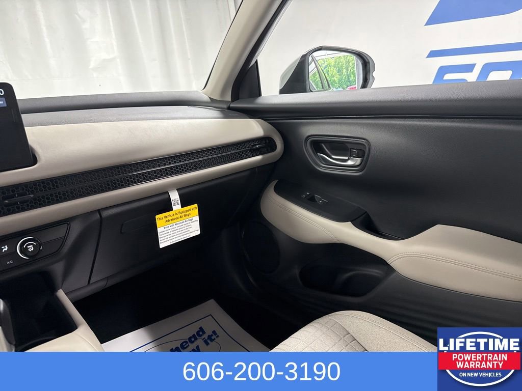 New 2027 Honda HR-V LX image 17