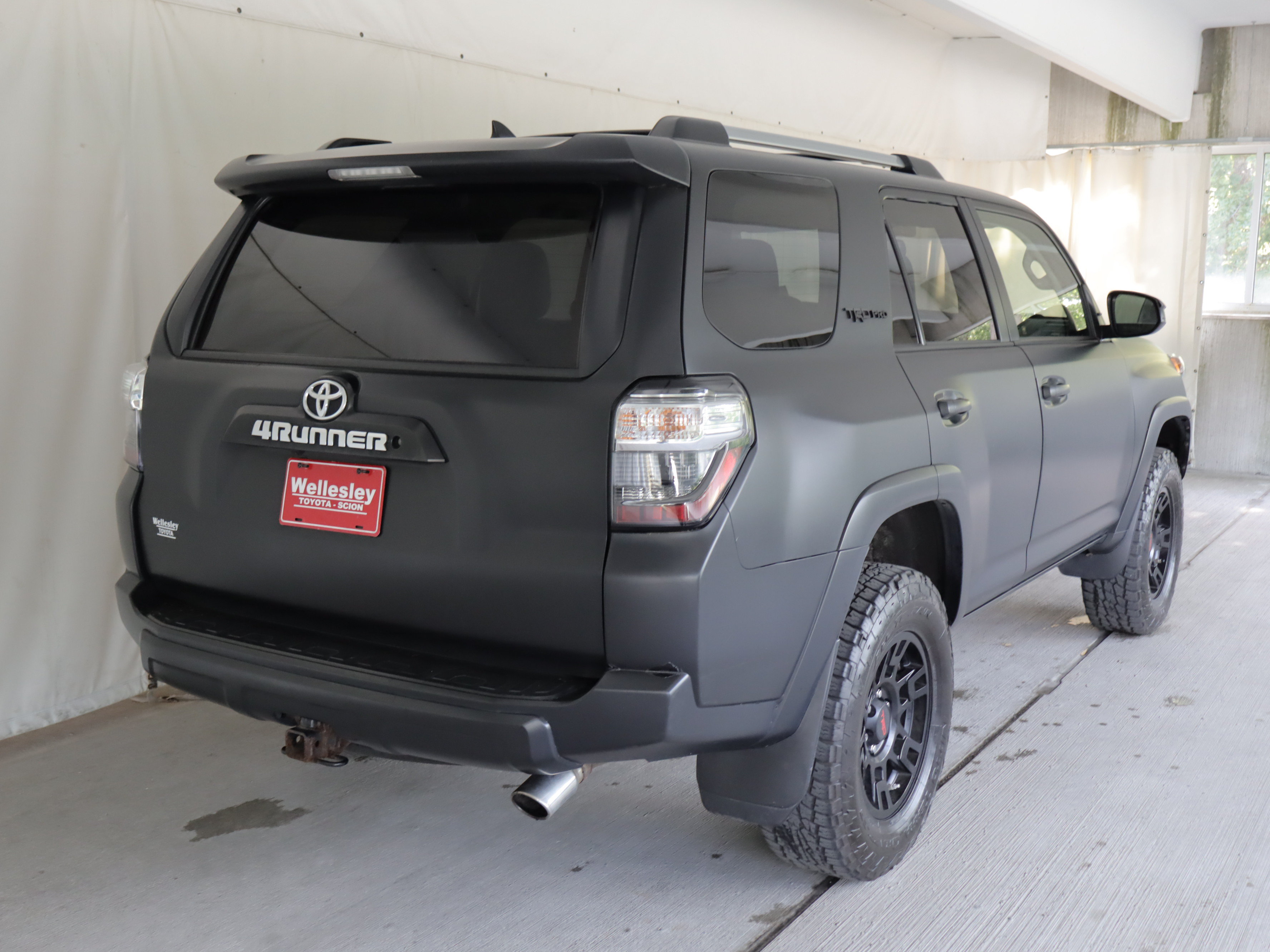 Used 2015 Toyota 4Runner TRD Pro AWD/4WD image 6