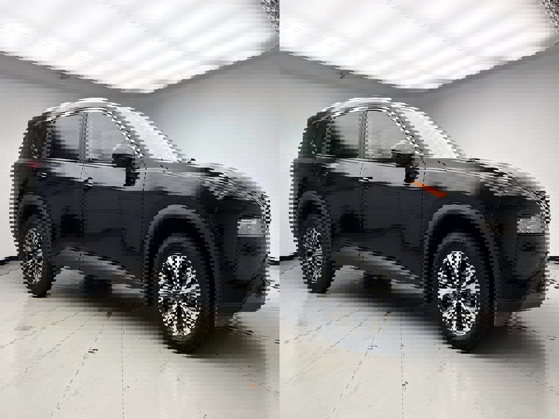 Used 2023 Nissan Rogue SV w/ SV Premium Package image 7