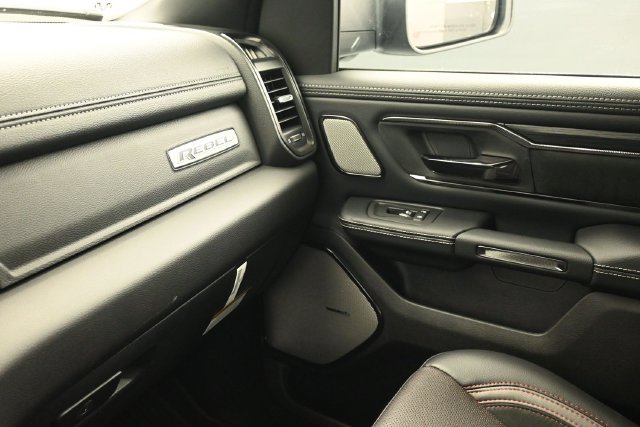 New 2027 RAM 1500 Rebel w/ Rebel Level 2 Equipment Group AWD/4WD image 8