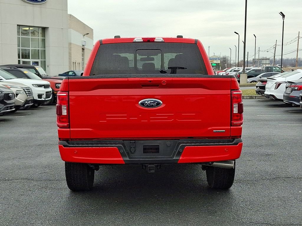 Certified 2022 Ford F150 XLT w/ Equipment Group 302A High image 5