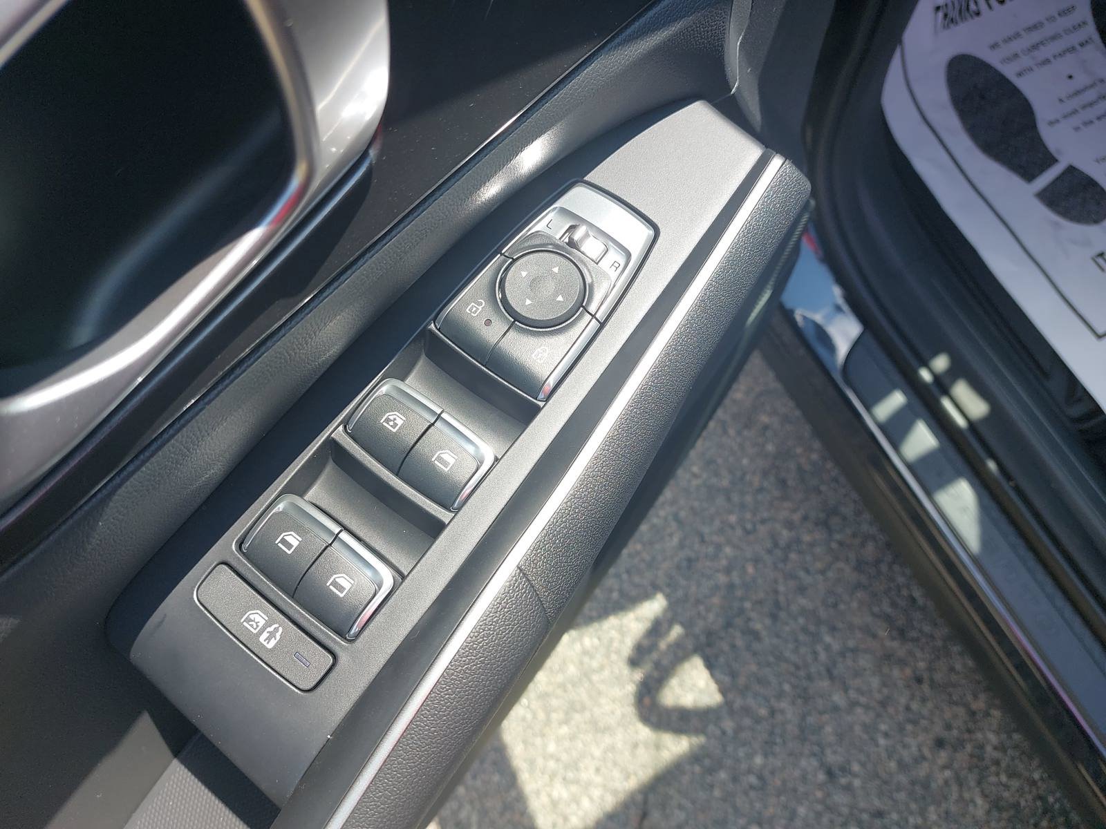 New 2026 Kia Sorento LX FWD image 27