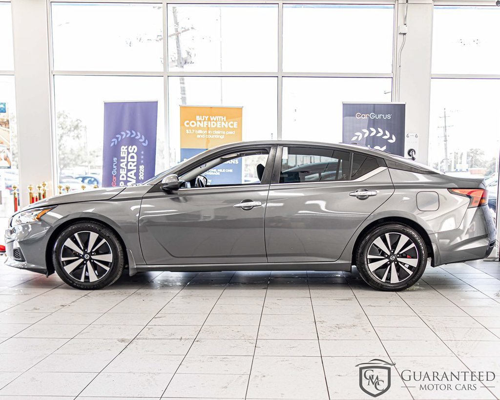 Used 2022 Nissan Altima 2.5 SV FWD image 6