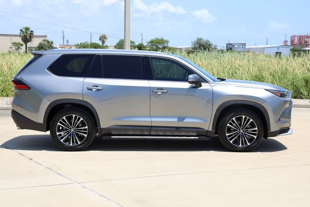 Certified 2025 Toyota Grand Highlander AWD Hybrid image 4
