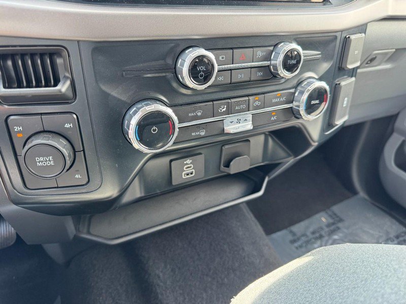 Used 2025 Ford F150 XLT w/ Equipment Group 301A Standard AWD/4WD image 17
