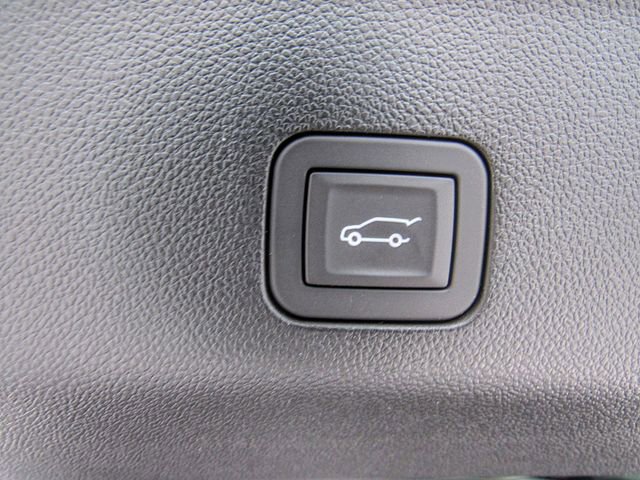 New 2026 GMC Yukon Denali image 12