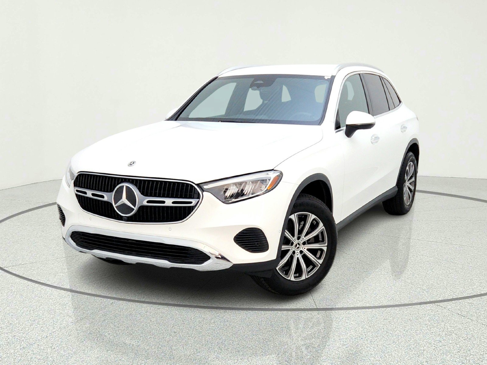Certified 2024 Mercedes-Benz GLC 300 image 2