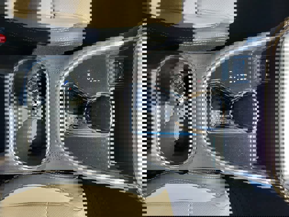 Used 2020 Subaru Outback Limited AWD/4WD image 18