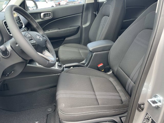 New 2026 Hyundai Venue SEL FWD image 20