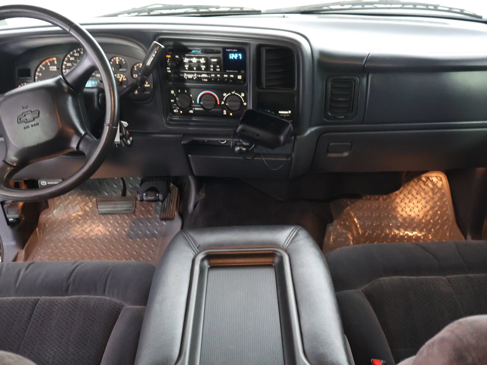 Used 2002 Chevrolet Silverado 2500 LS w/ Electrical Convenience Pkg AWD/4WD image 23