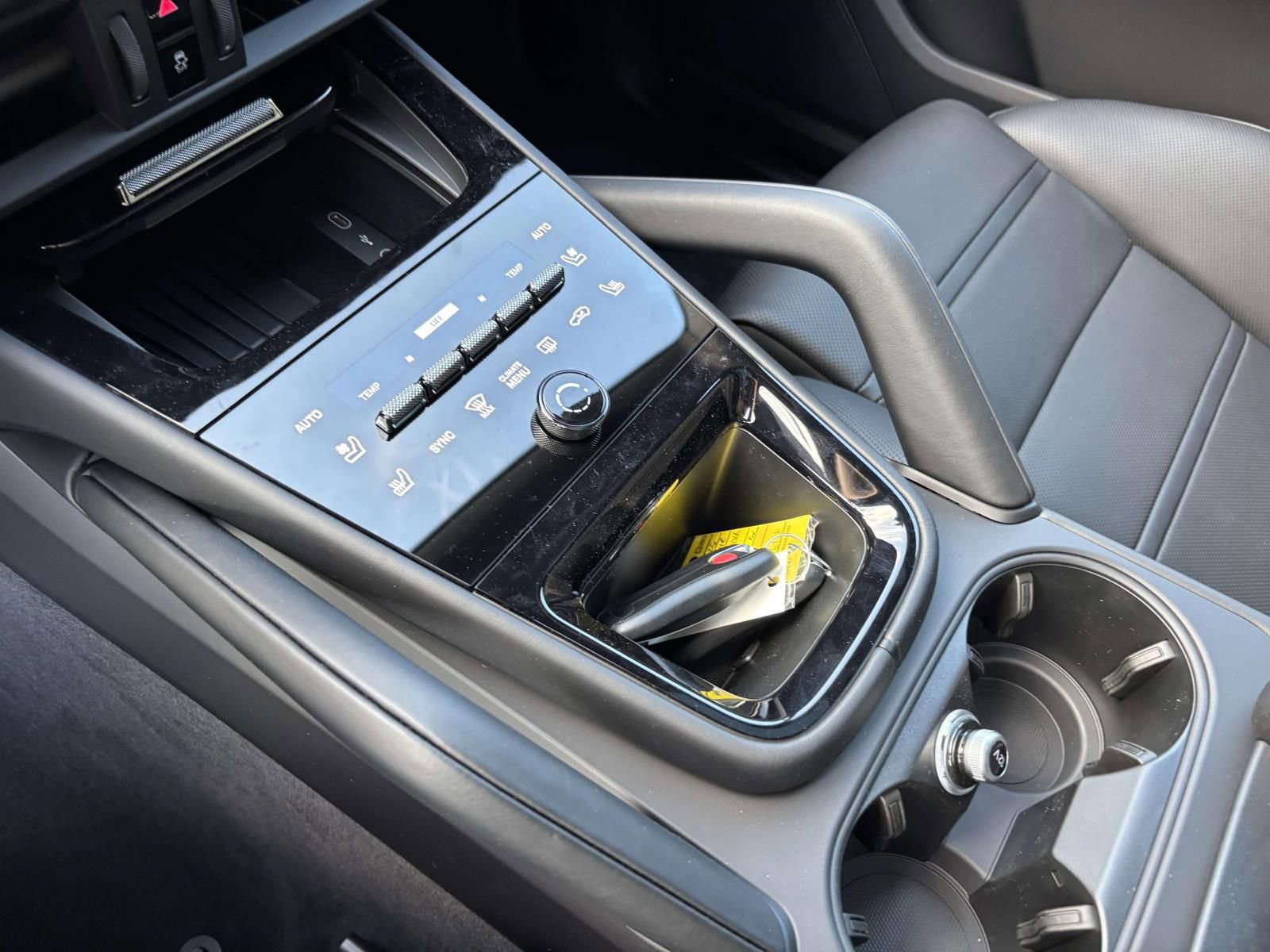 New 2026 Porsche Cayenne S AWD/4WD image 34