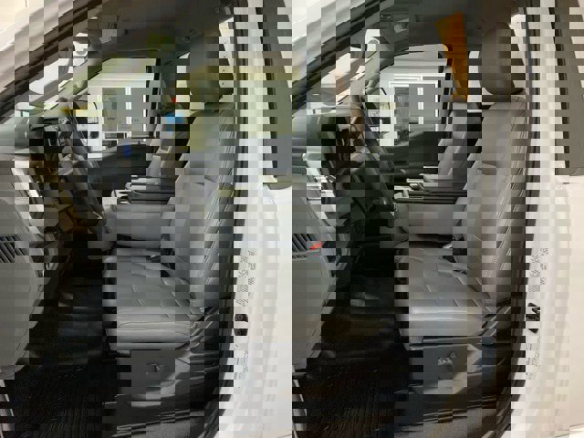 Used 2024 Ford F550 2WD Regular Cab Super Duty w/ XL Chrome Package image 12