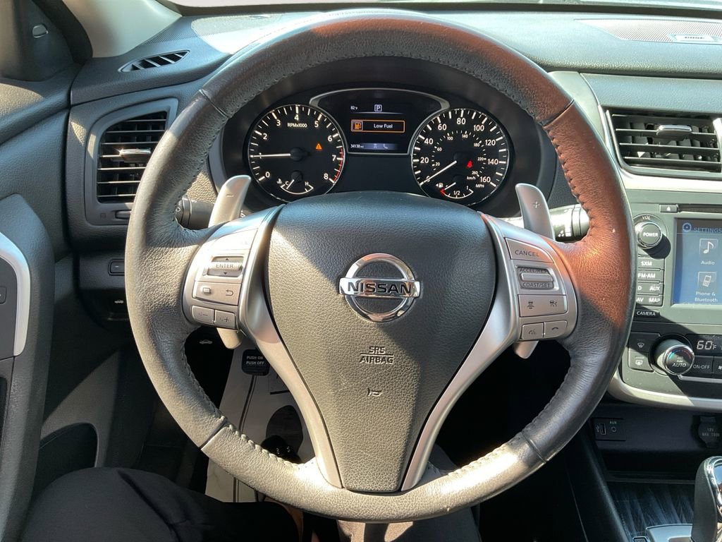 Used 2017 Nissan Altima 3.5 SL w/ 3.5SL Technology Package image 19