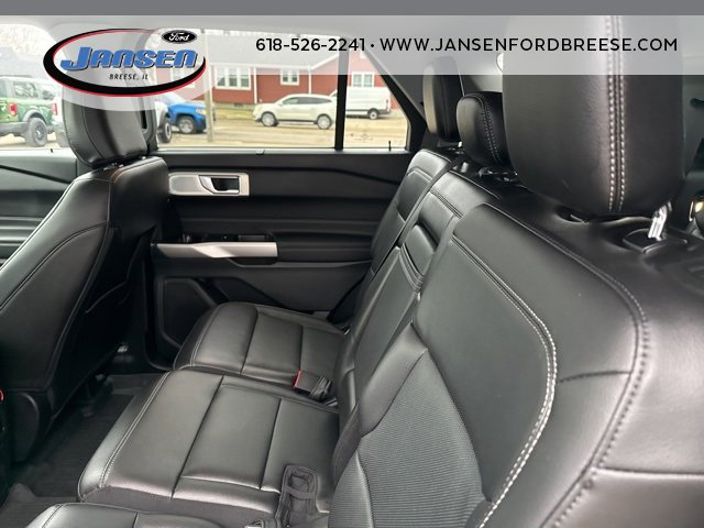Used 2023 Ford Explorer Limited w/ Limited Technology Package image 29