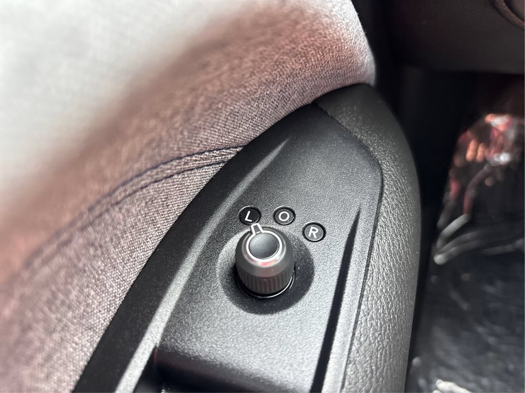 Used 2024 Jeep Compass Latitude AWD/4WD image 40