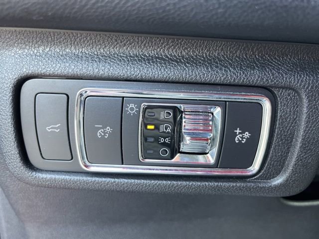 Used 2022 Lincoln Corsair Reserve w/ Sport Package image 15