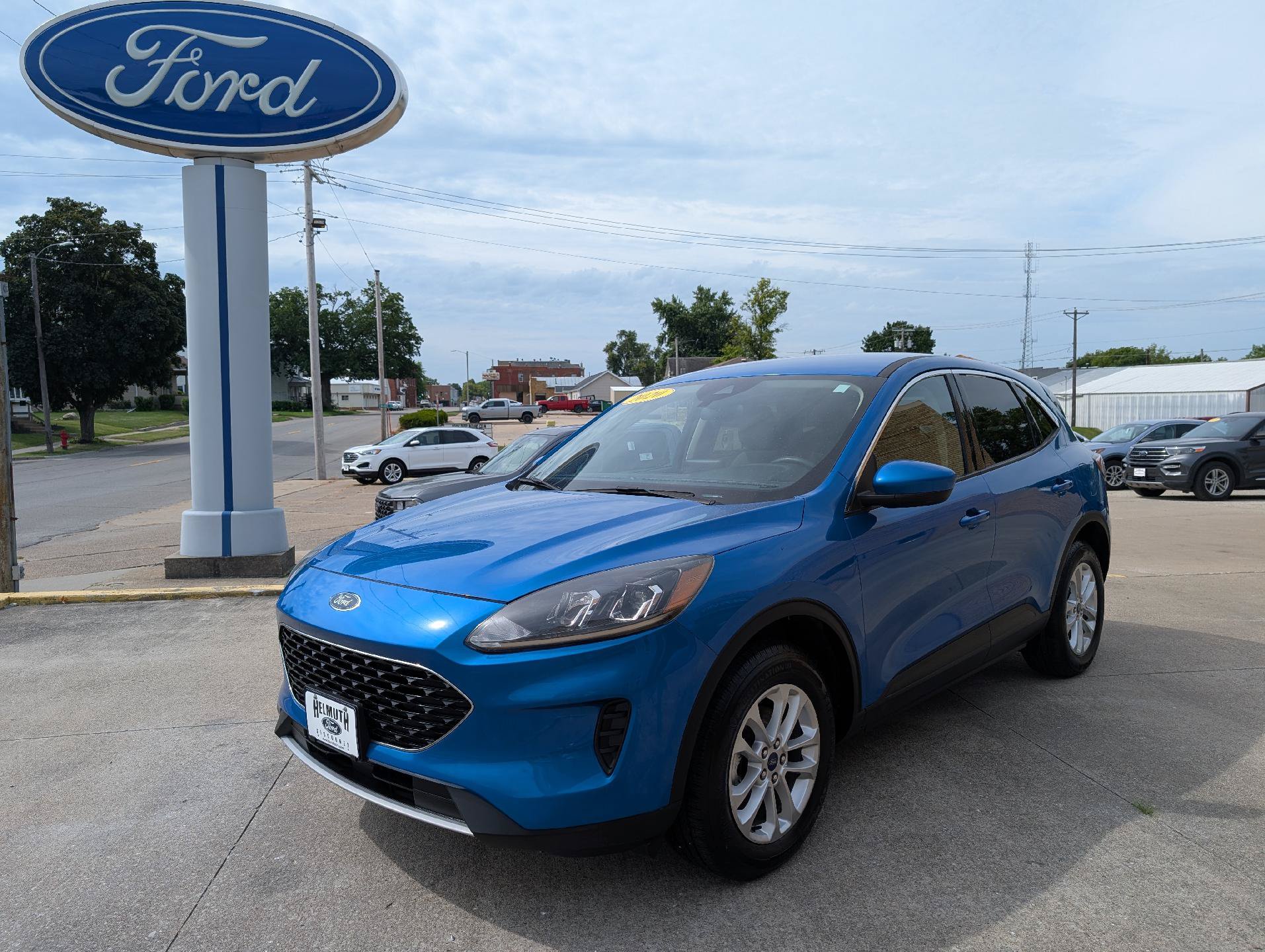 Used 2020 Ford Escape SE AWD/4WD image 2
